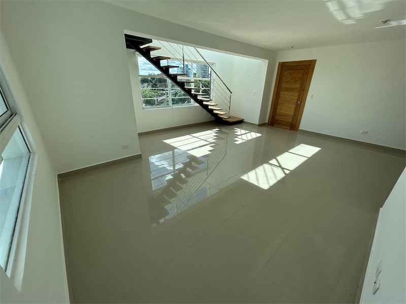 penthouses - Moderno Penthouse en Urb Thomen en venta. 9