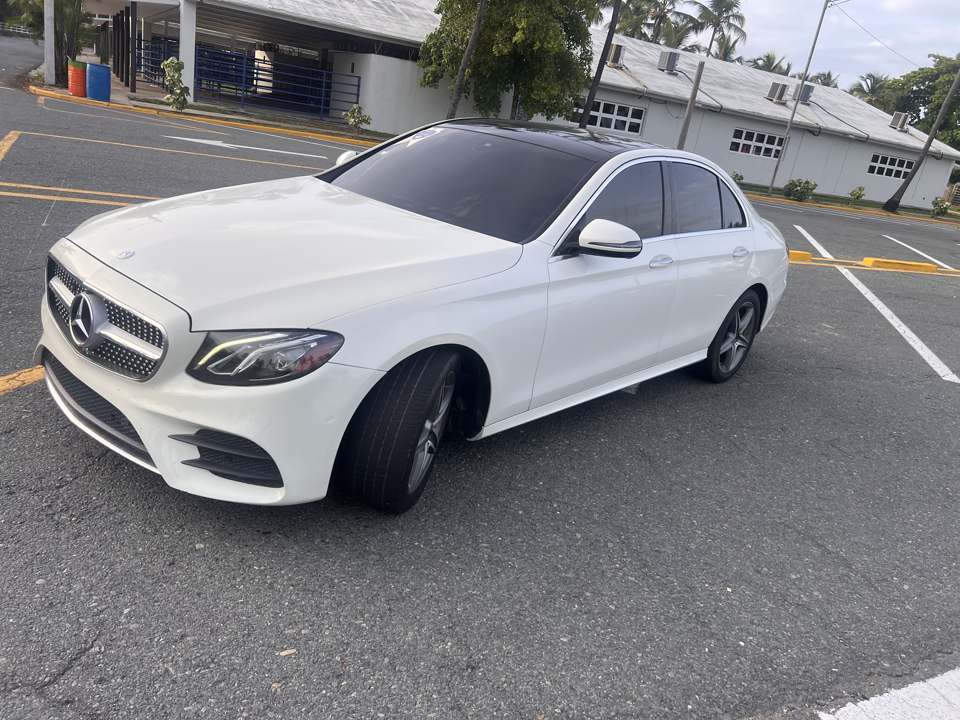 carros - Mercedes Benz E300 2017 como nuevo 7