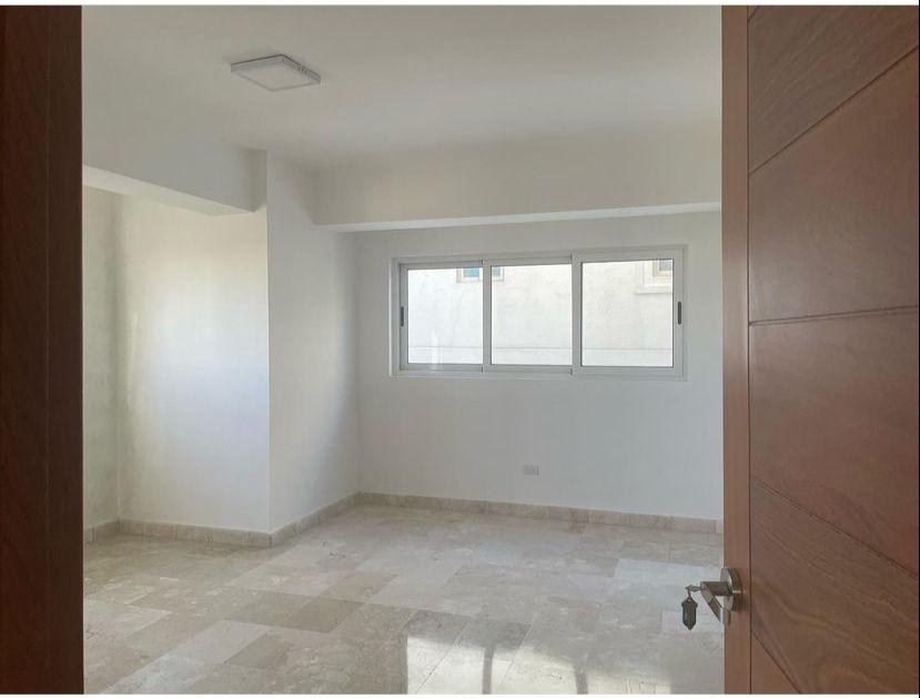 apartamentos - Un apartamento por piso en Serrallés 8