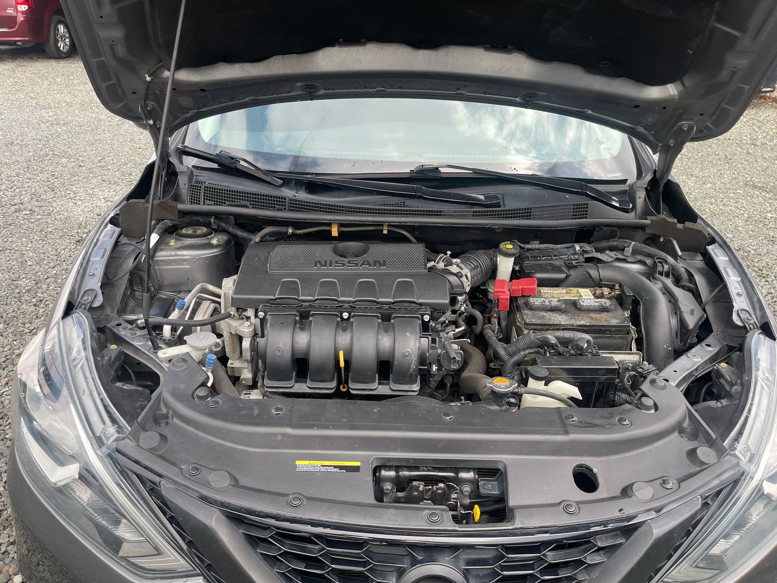 carros - Nissan Sentra SV  9