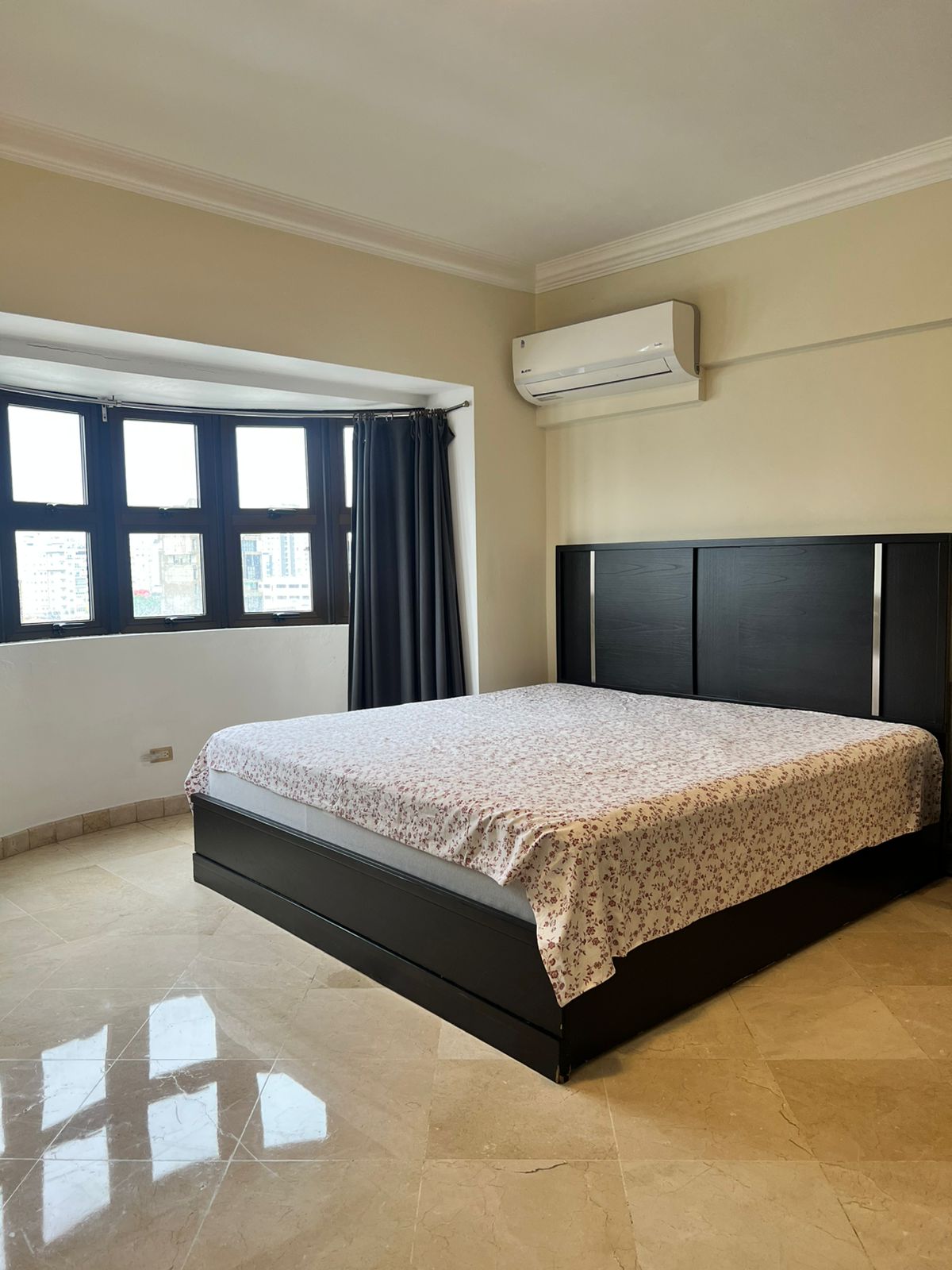 apartamentos - Apartamento de 260 Mtrs2 en La Esperilla, D.N. 2