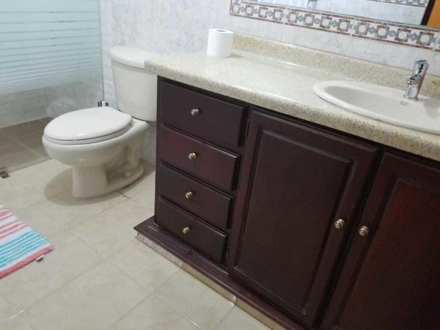 apartamentos -  Apartamento Amueblado en piantini en alquiler. 3