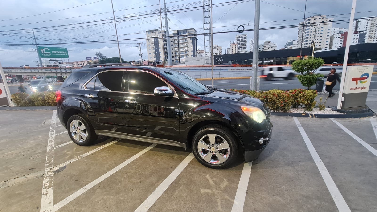 jeepetas y camionetas - Vendo para comprar un vehículo de 3 filas de asientos… 3