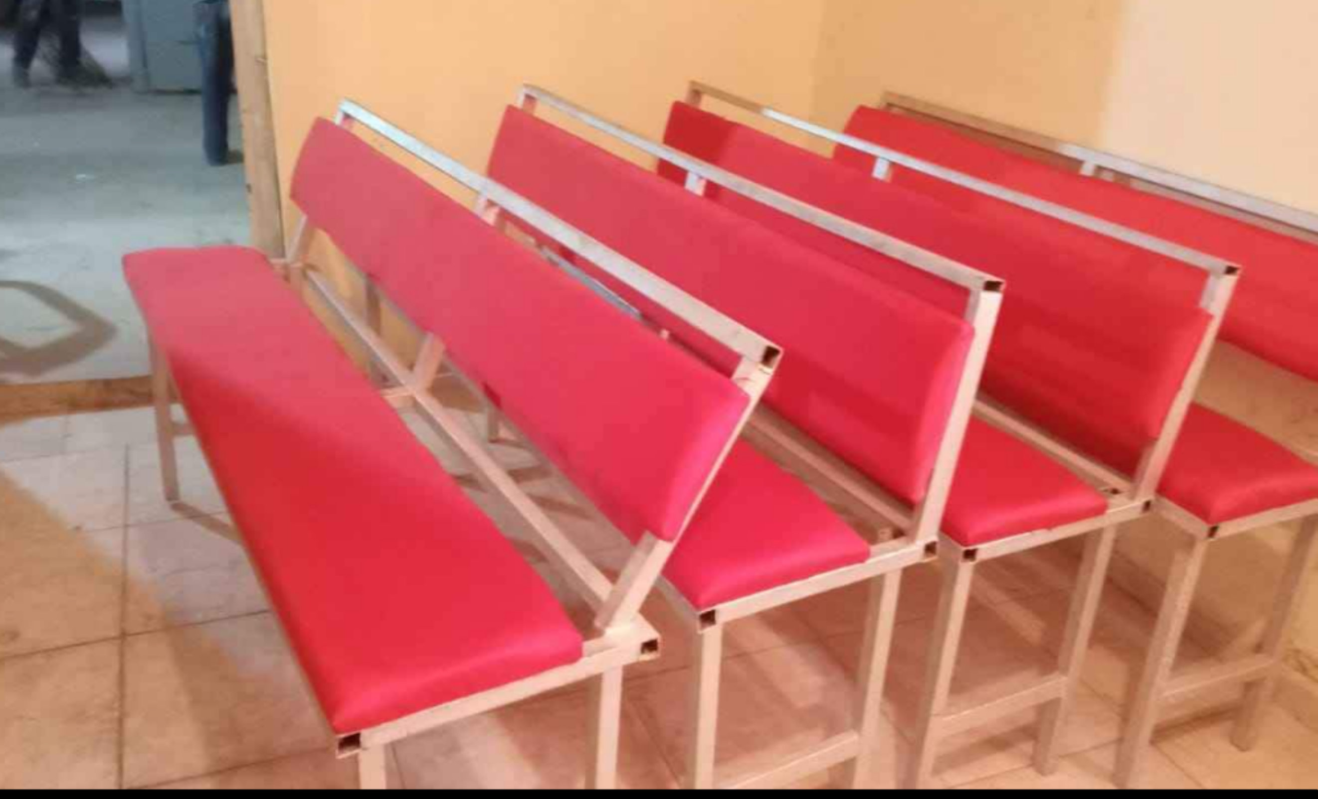 muebles y colchones - bancos totalmente nuevos de hierro 0
