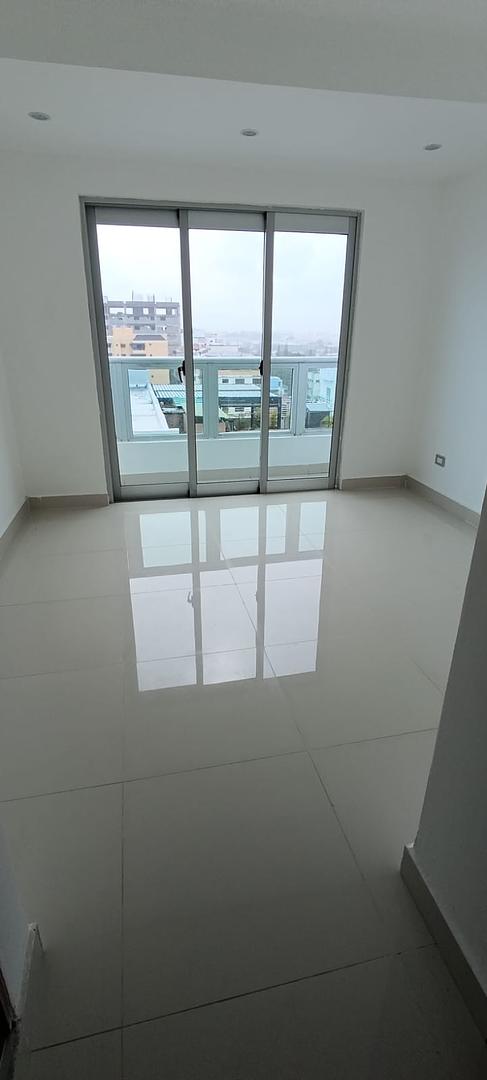 apartamentos - Renacimiento Torre Moderna excelente ubicación, área Social, ideal para parejas 2