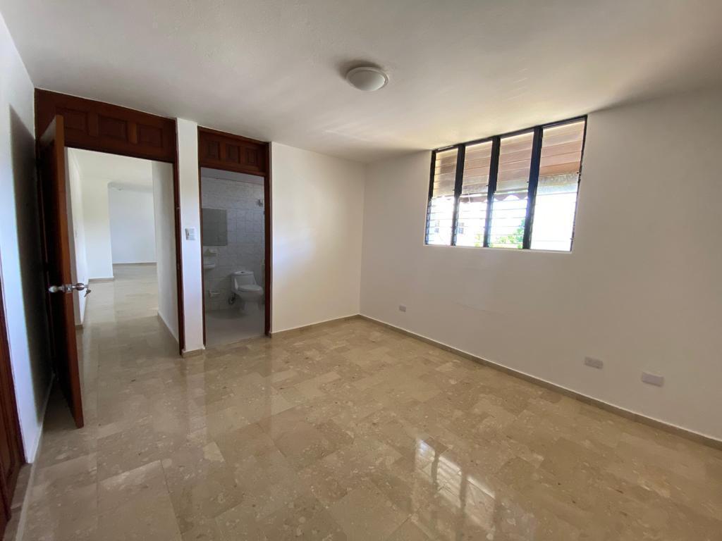 apartamentos - APARTAMENTO EN LA ESMERALDA SANTIAGO