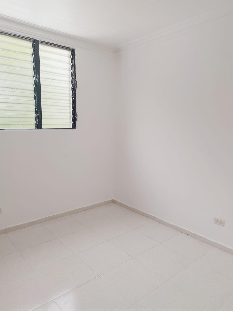 apartamentos - Se Alquila Apartamento en el Embrujo II (Segundo nivel). Precio $25,000.  3