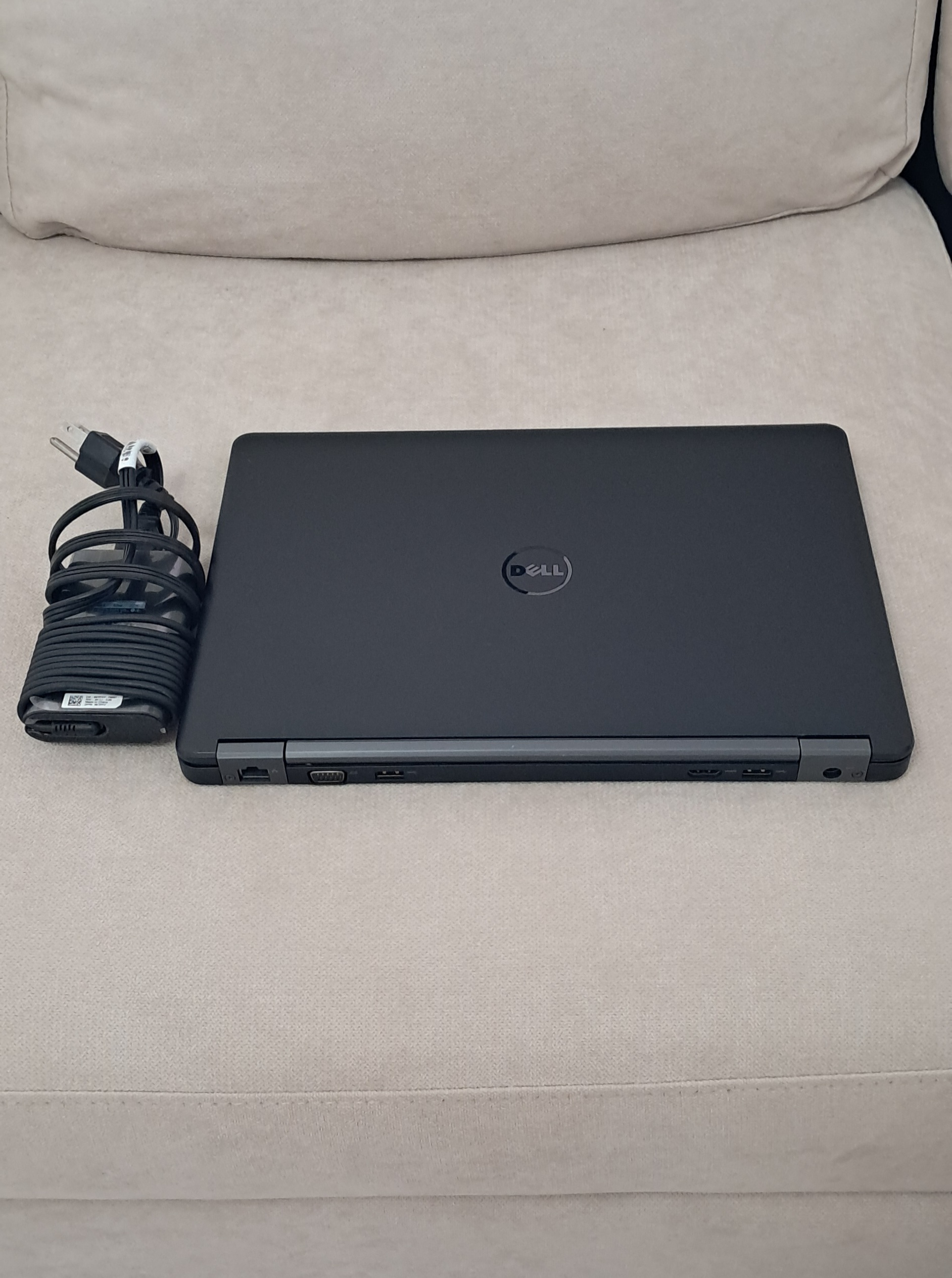 computadoras y laptops - Laptop Dell 16GB 500GB SSD E5450 i5-5300 2.30 Ghz 1