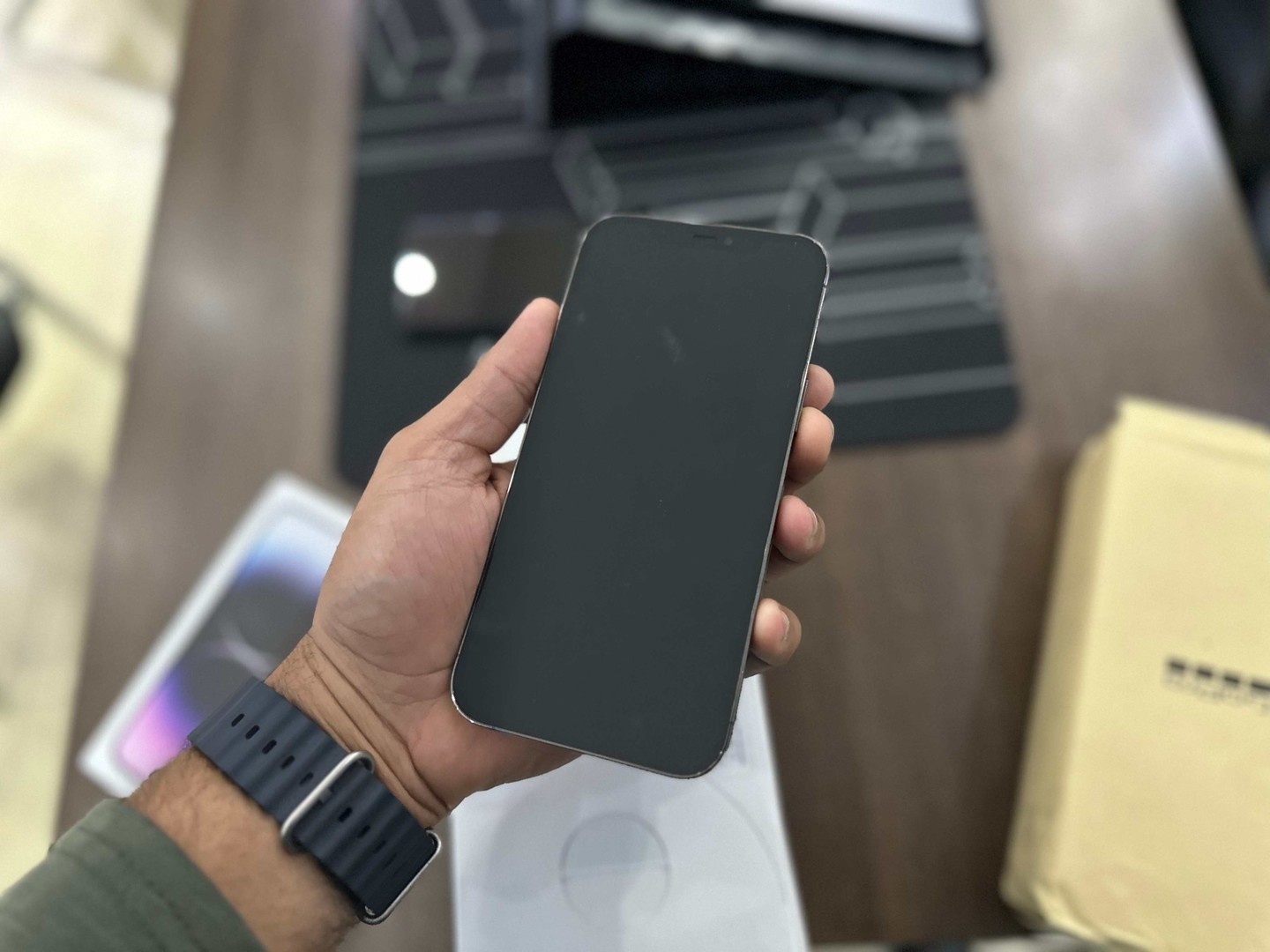 celulares y tabletas - Vendo iPhone 12 Pro Max 256GB impecable, Desbloqueado. Clean imei, $ 33,800 NEG 1