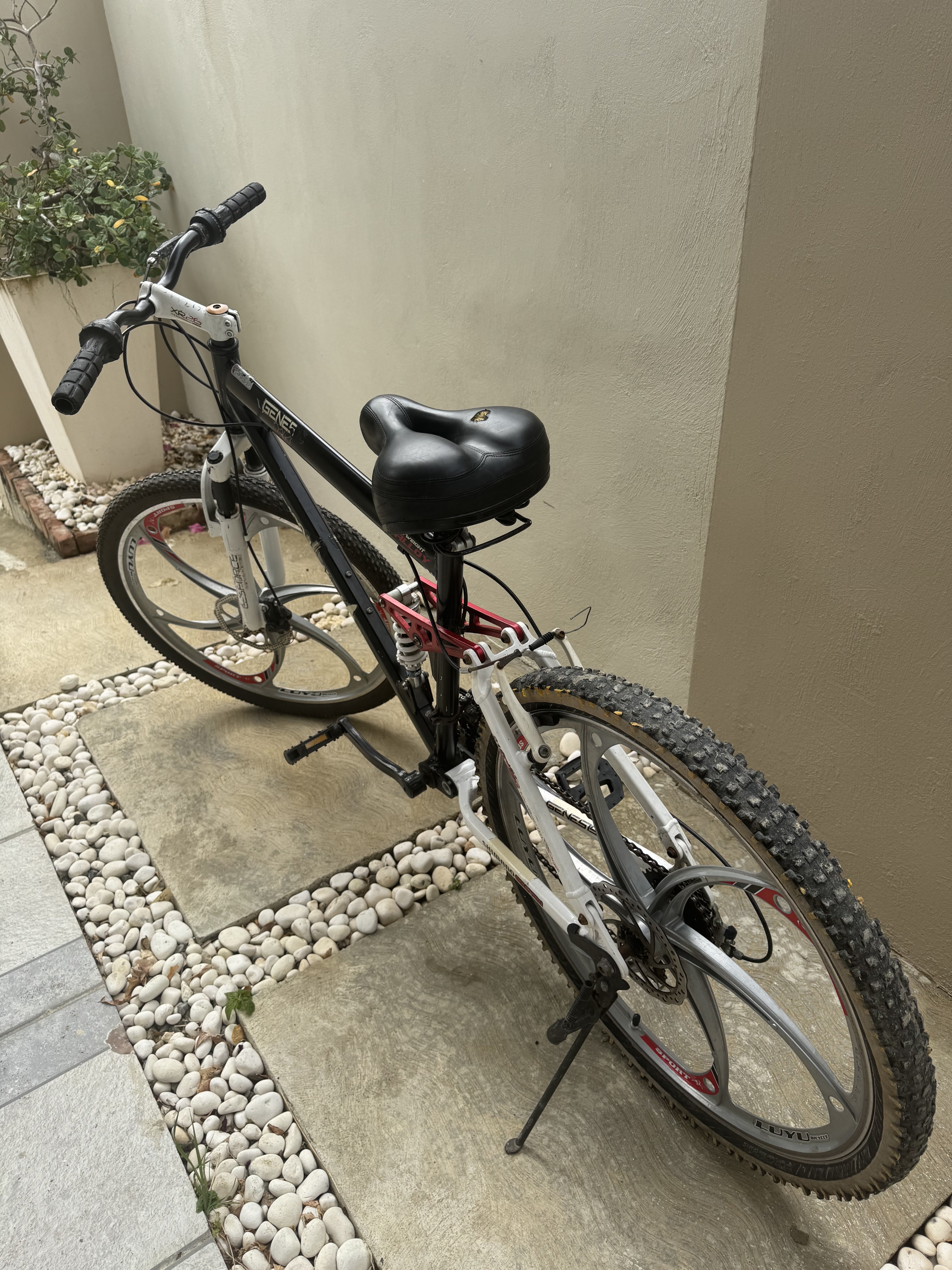 bicicletas y accesorios - Bicicleta aro 26, Freno de disco delantero, Asiento comodo, Todo funcional. 7