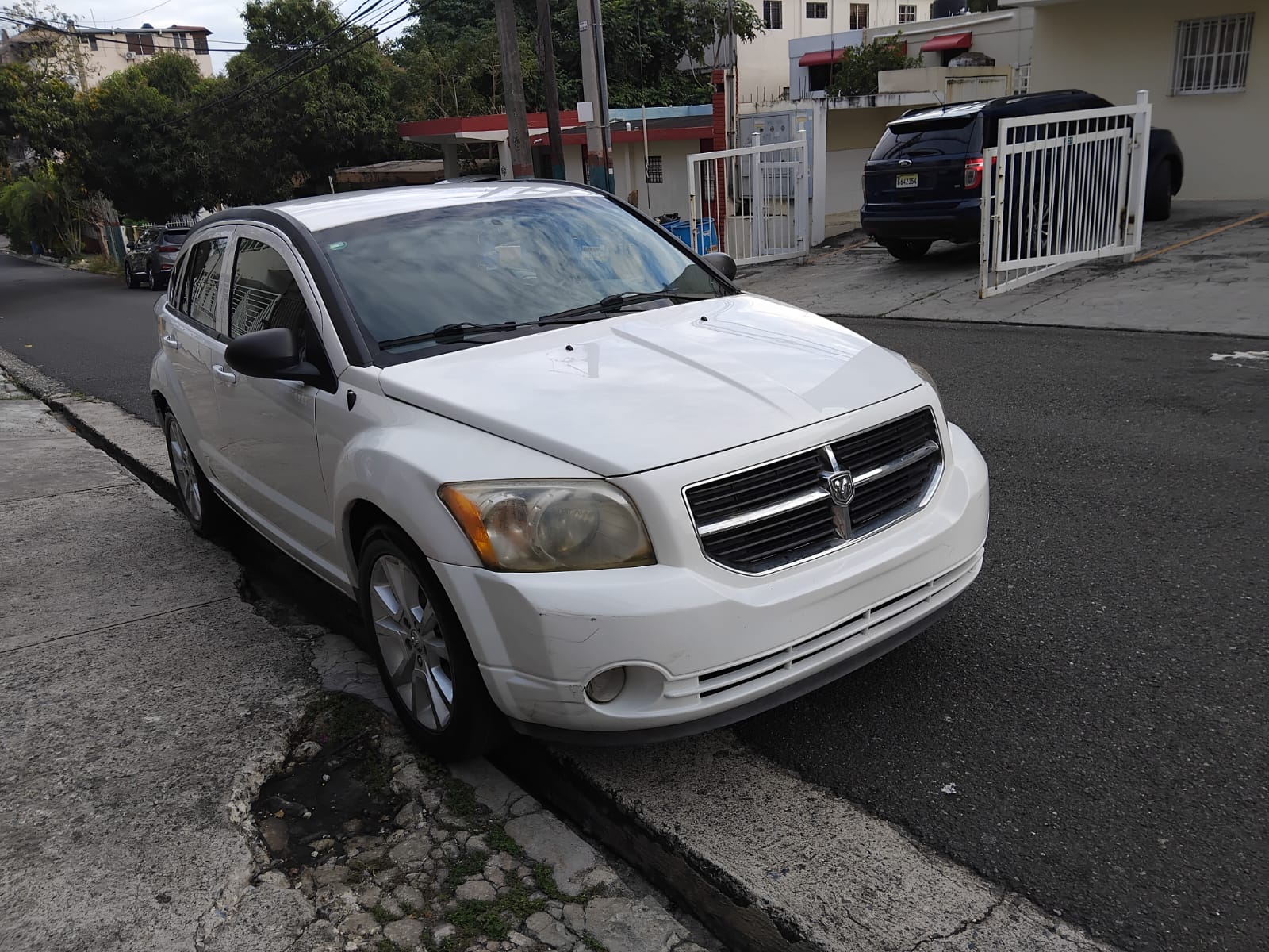 jeepetas y camionetas - DODGE CALIBER 5