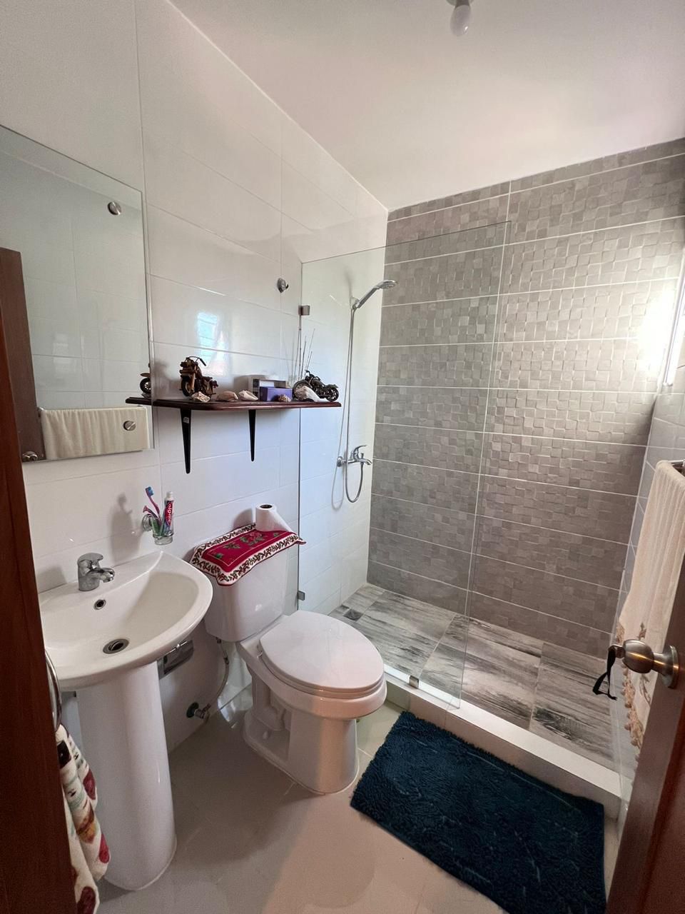 apartamentos - Aparte en venta en Gurabo, 4to nivel  5