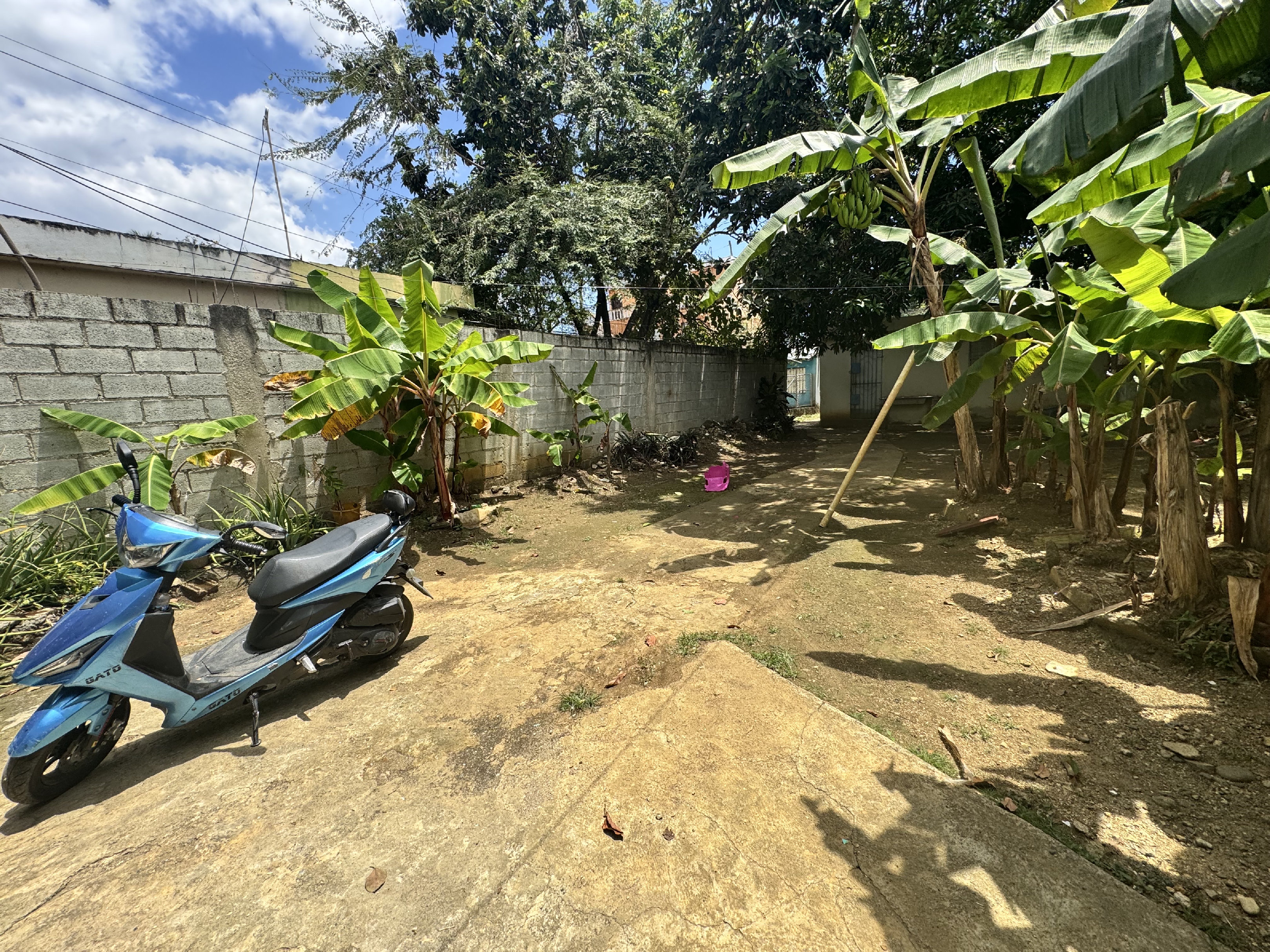 otros inmuebles - venta de Solar en venta con 7 casas en San Isidro Carretera Mella Santo Domingo  8