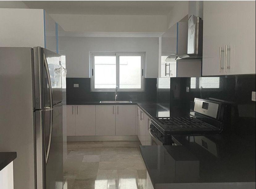 apartamentos - Un apartamento por piso en Serrallés 9