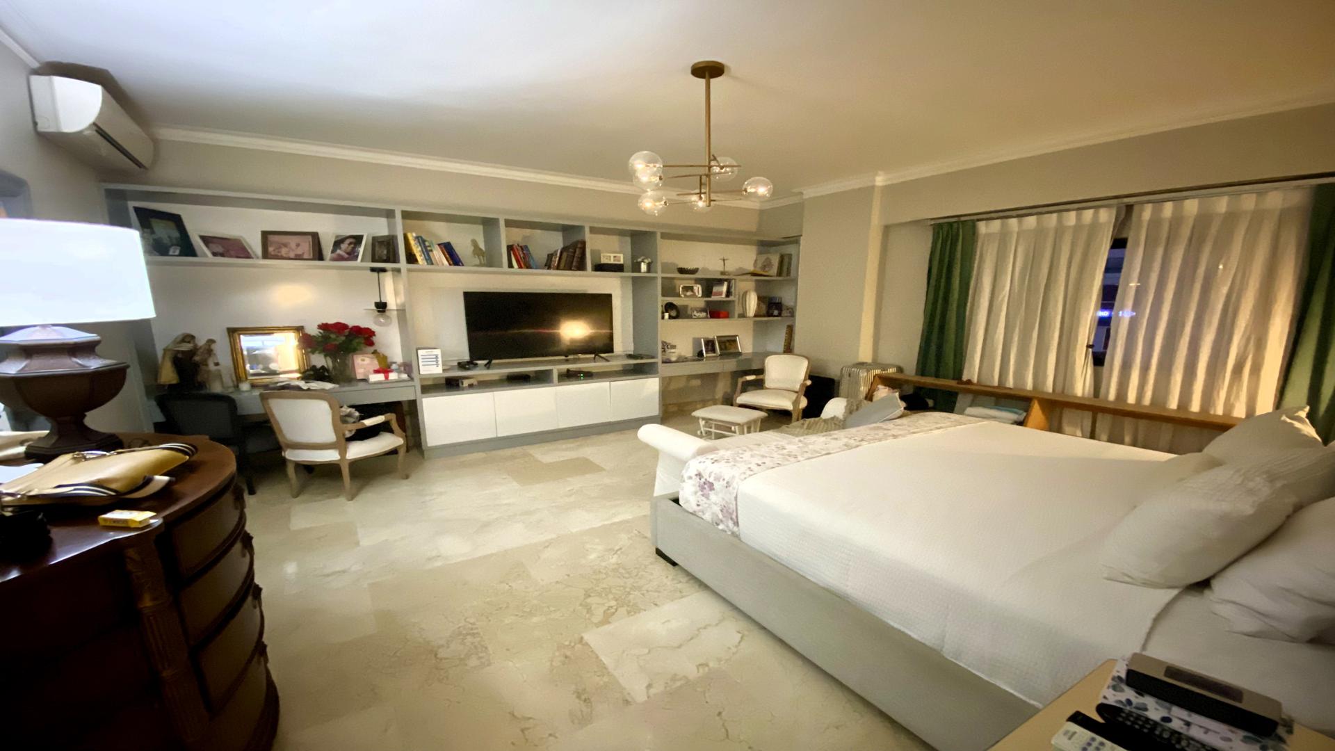 apartamentos - Apartamento Clásico modernizado en Paraíso con Amplios Espacios 9