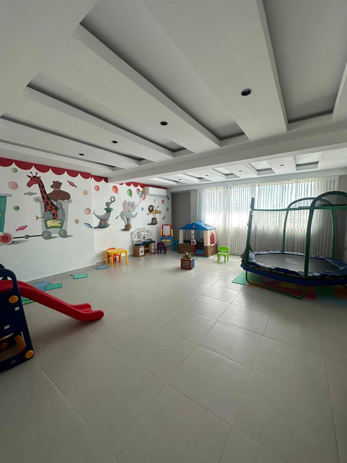 apartamentos - Alquiler amueblado en Evaristo Morales 6