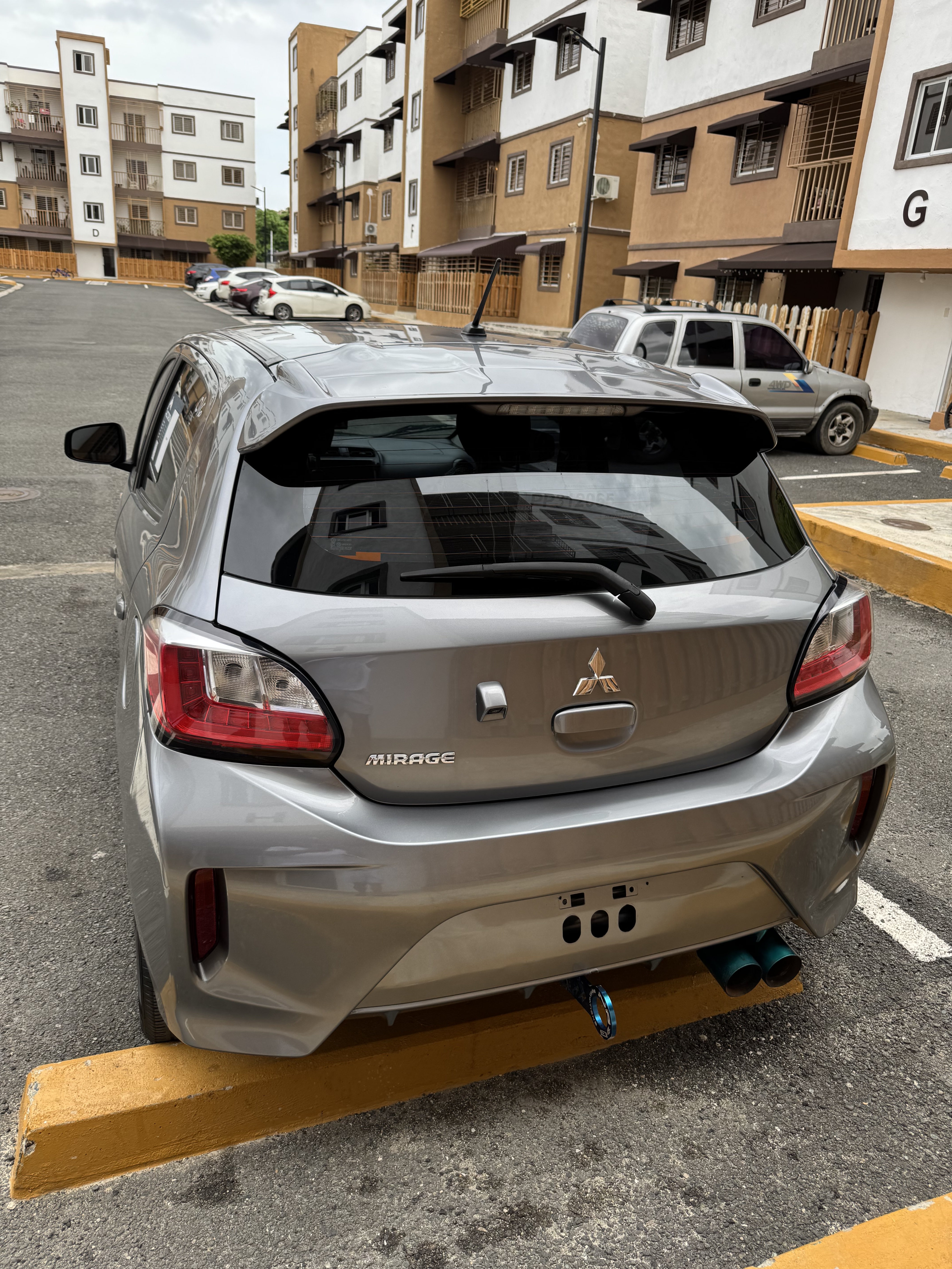 carros - Mitsubishi Mirage 2021  2