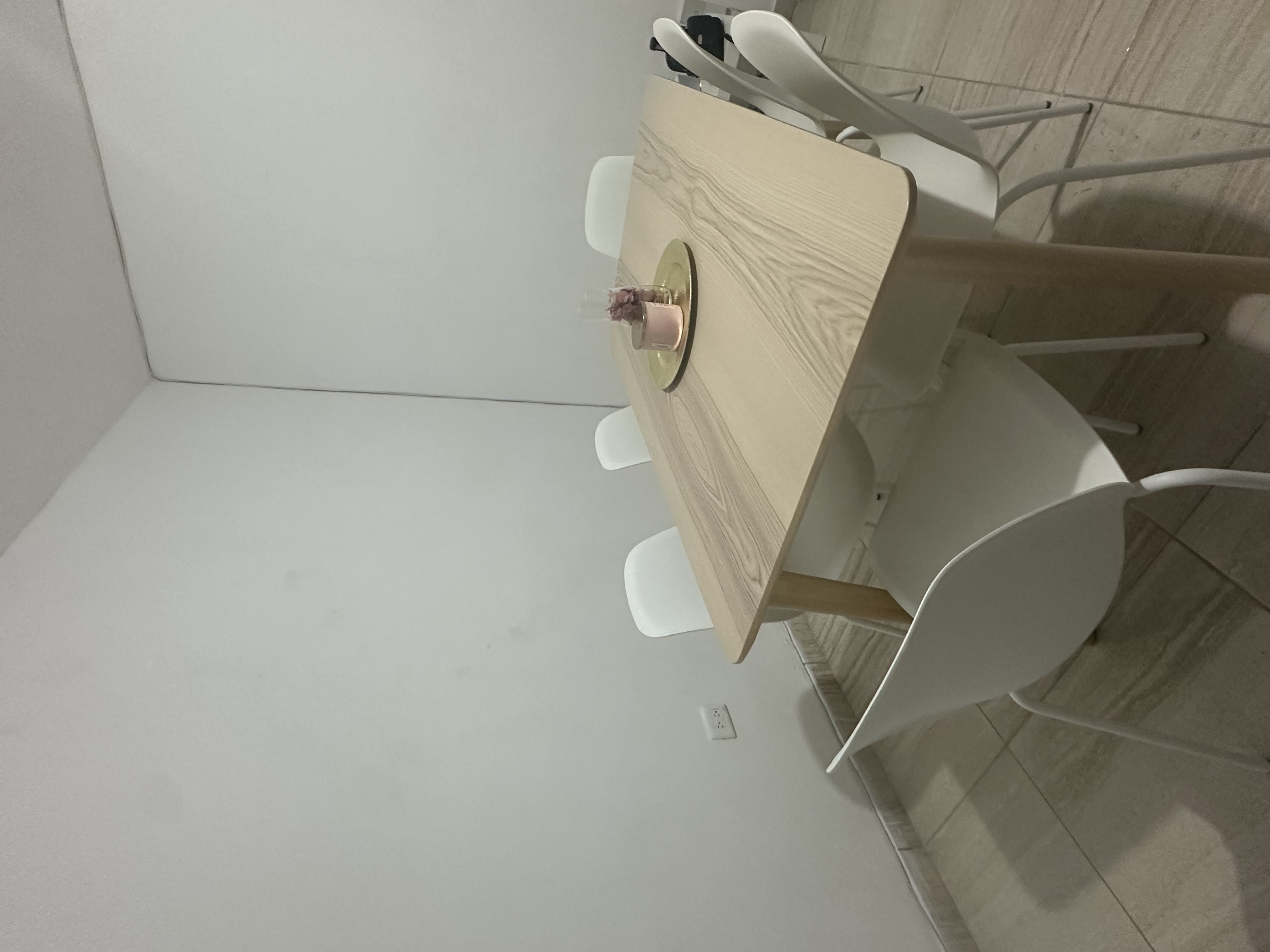 muebles y colchones - 🪑 ¡OFERTA DE COMEDOR COMO NUEVO! 🪵 0