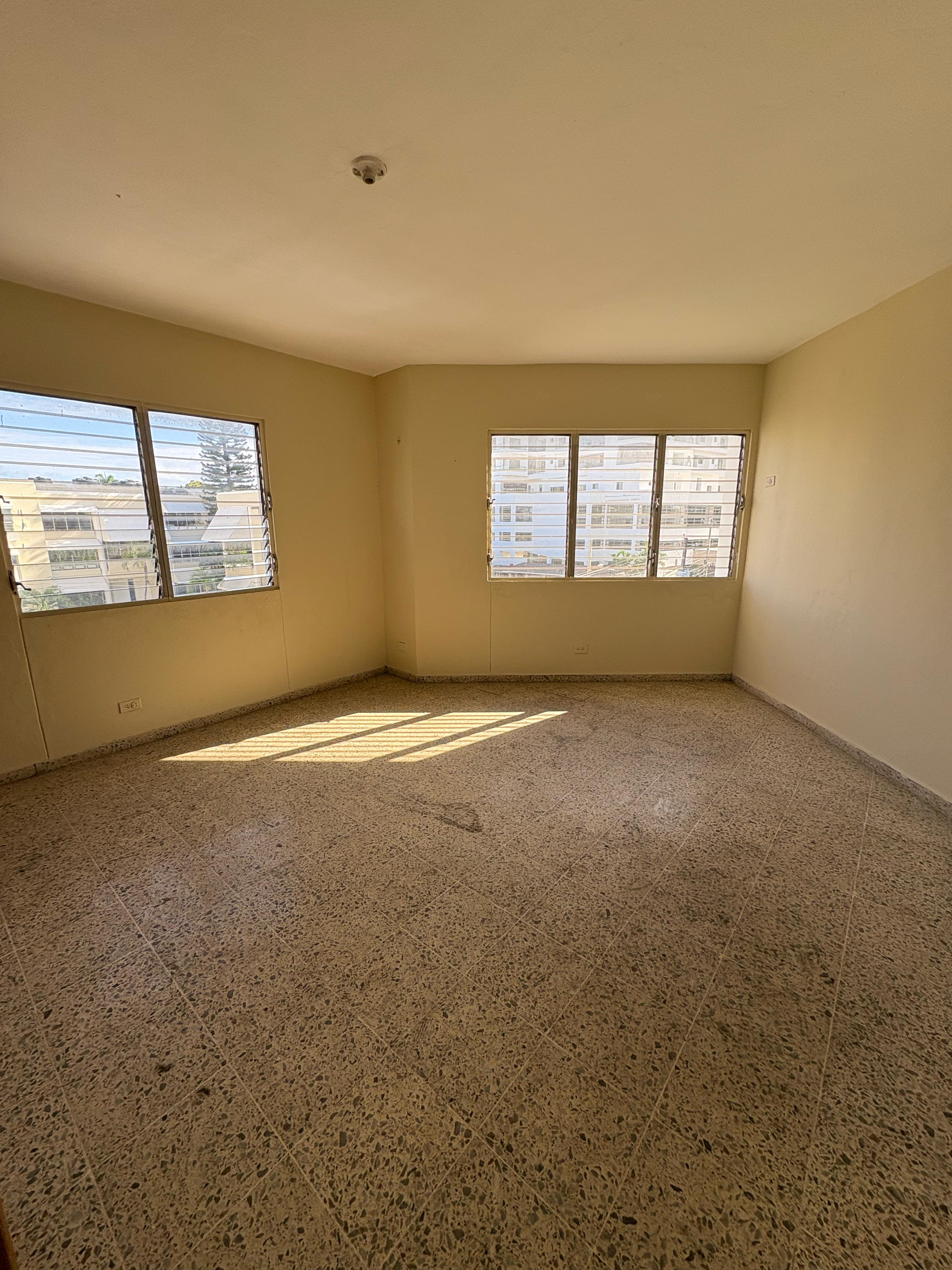 apartamentos - Vendo piso 4 clásico Esperilla tres hab dos baños  0