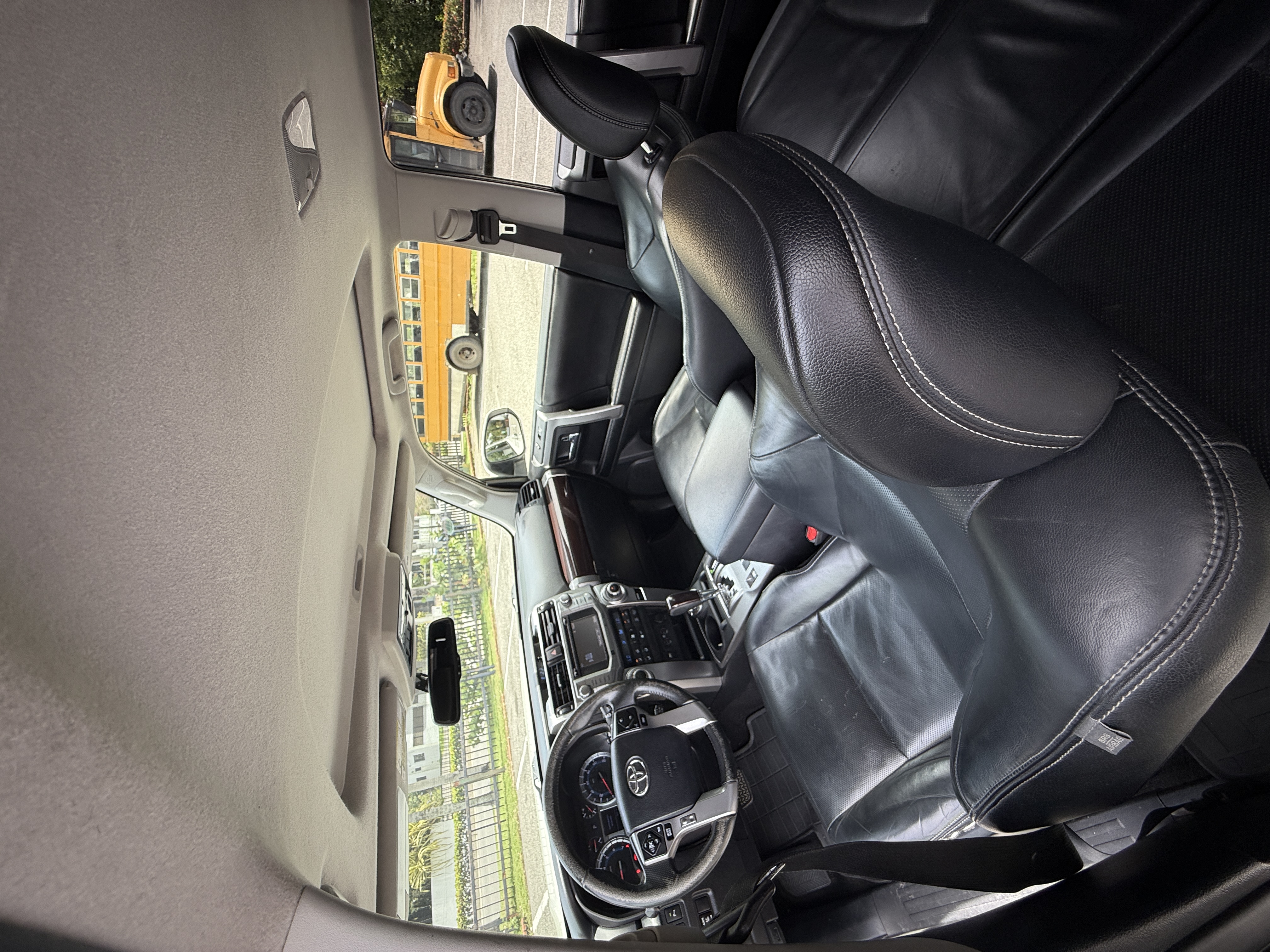 jeepetas y camionetas - Toyota 4runner 4x4 limited 2015 3