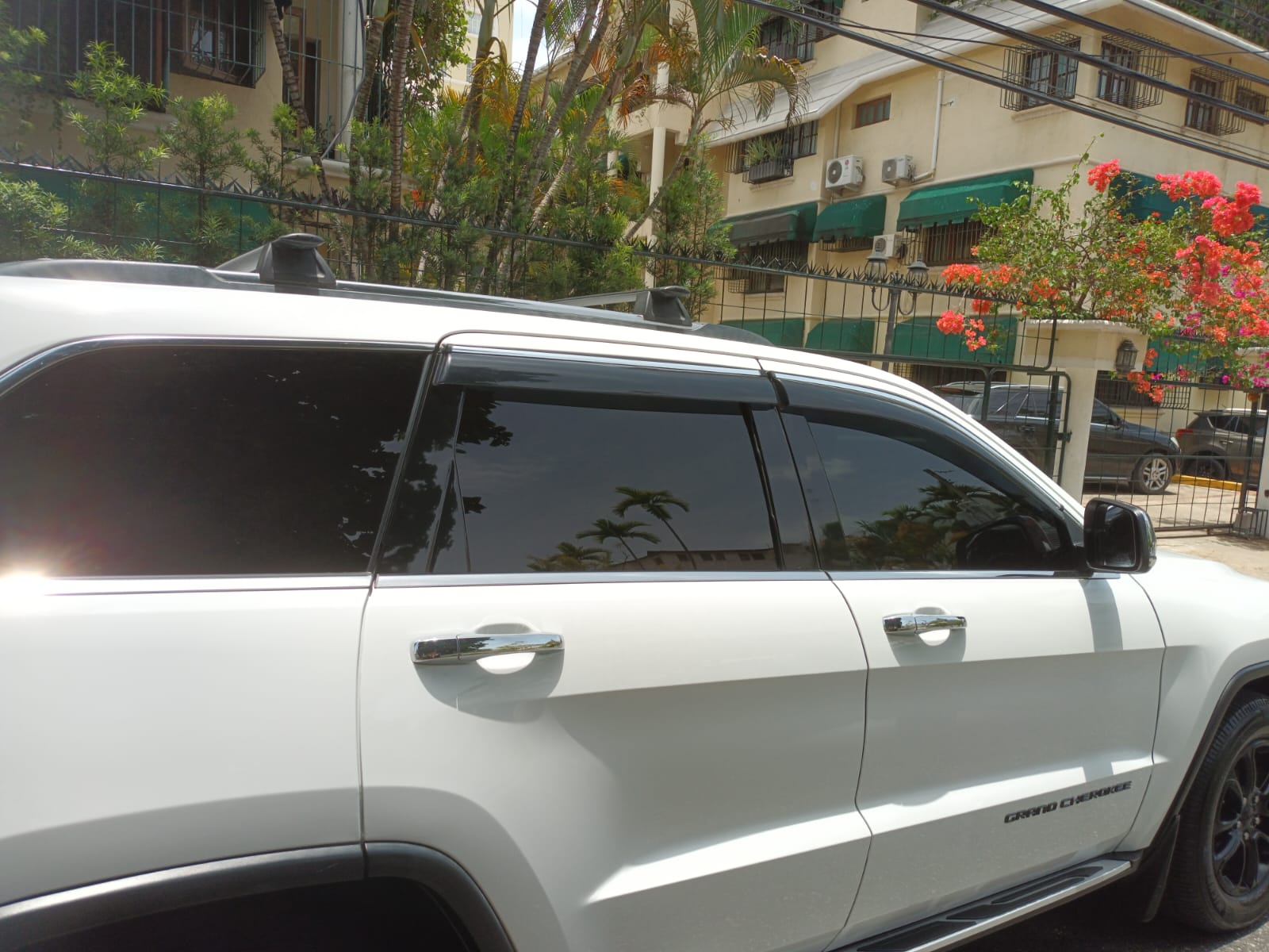 jeepetas y camionetas - Grand cherokee 2015 Por enfermedad familia 6
