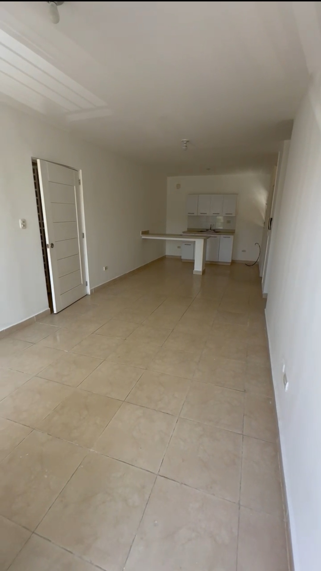 apartamentos - Alquilo apto 2do nivel. Ciudad Juan Bosch 2