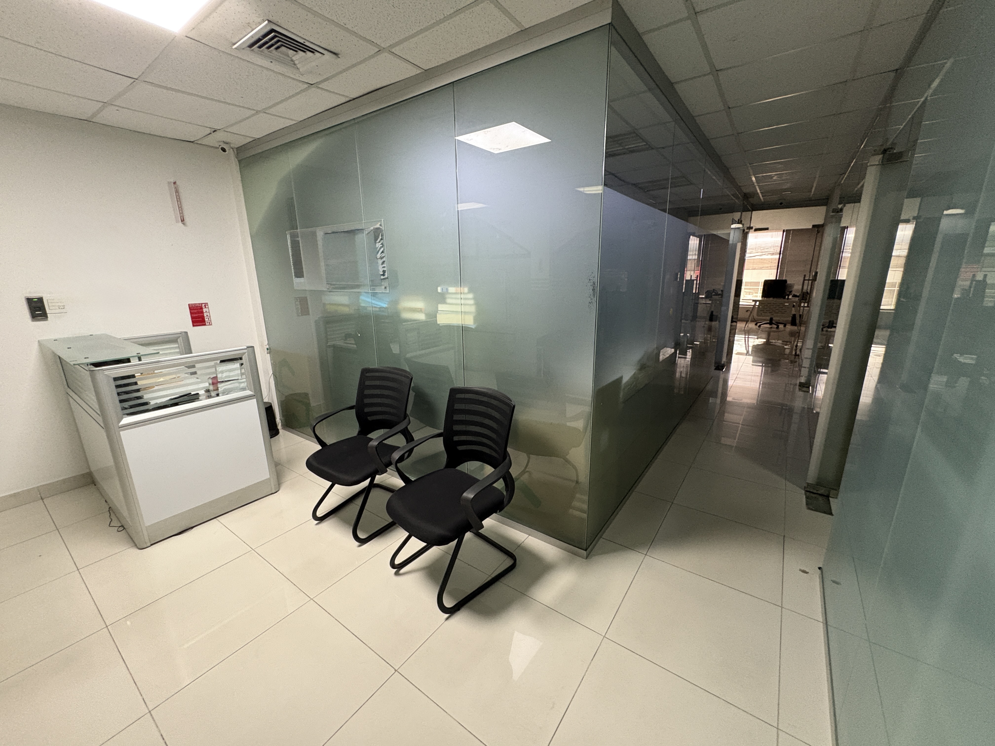 oficinas y locales comerciales - Local Comercial Venta Naco 2