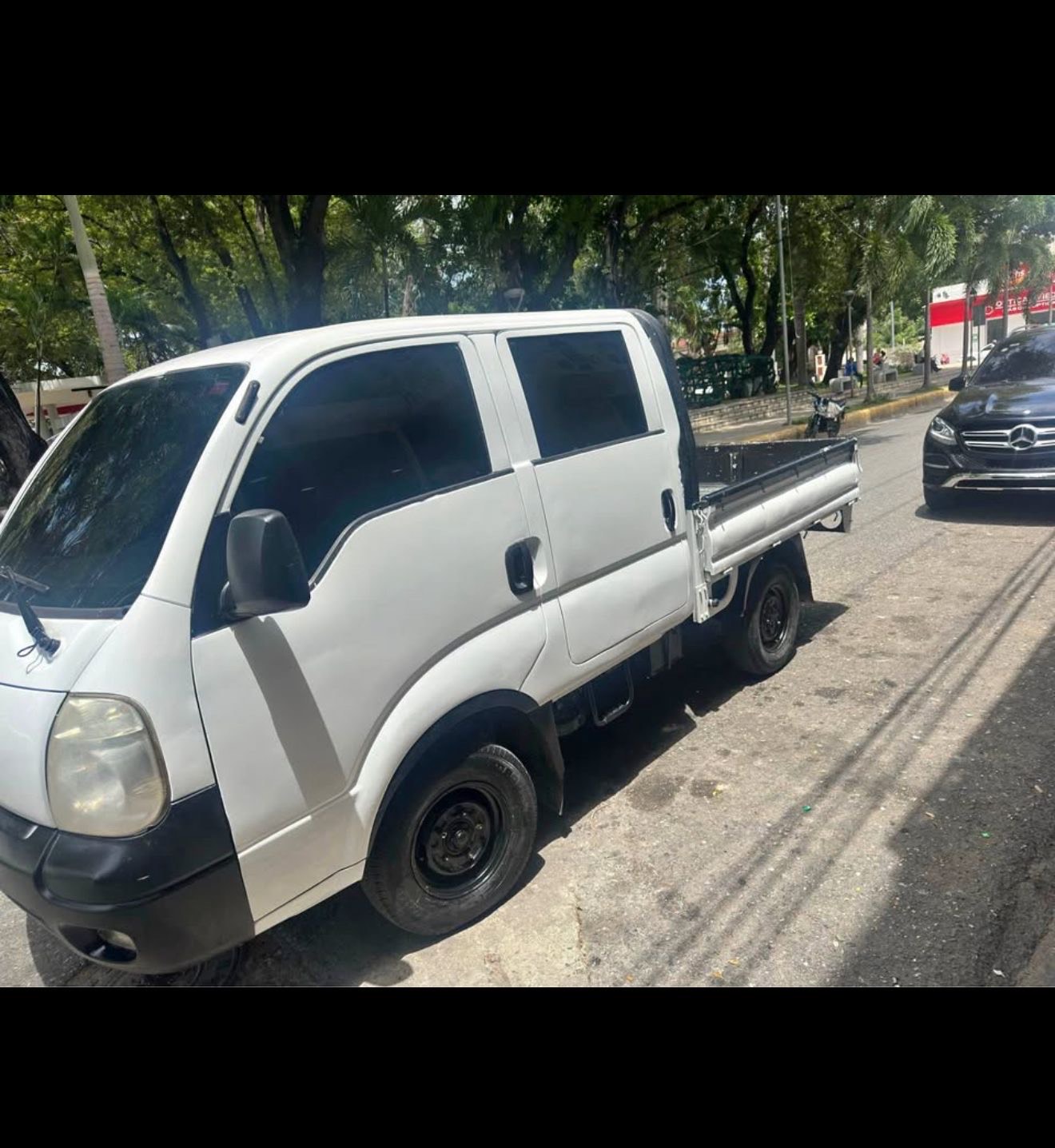 camiones y vehiculos pesados - Vendo Kia 2700 2