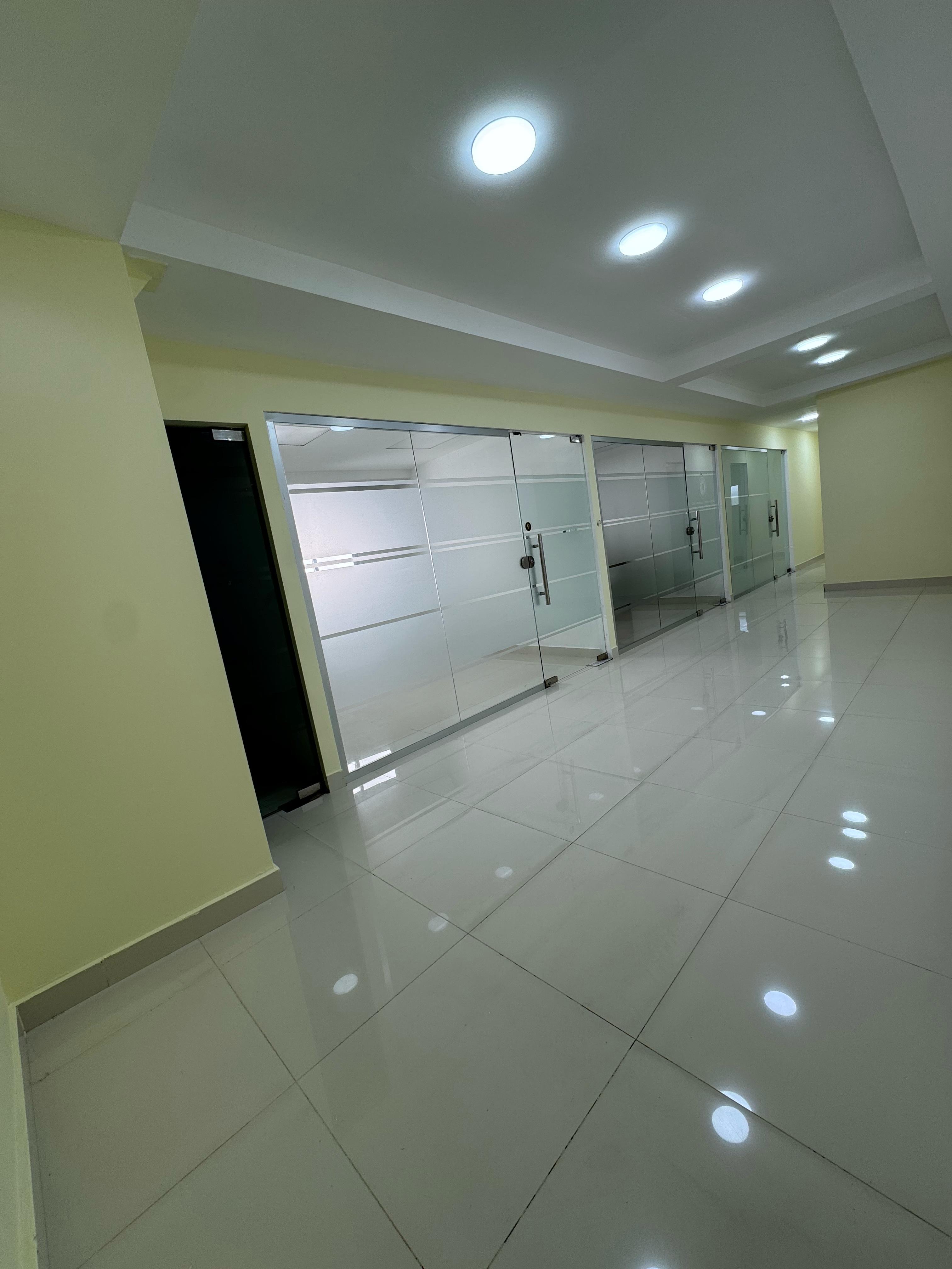 oficinas y locales comerciales - oficinas todo incluido  0