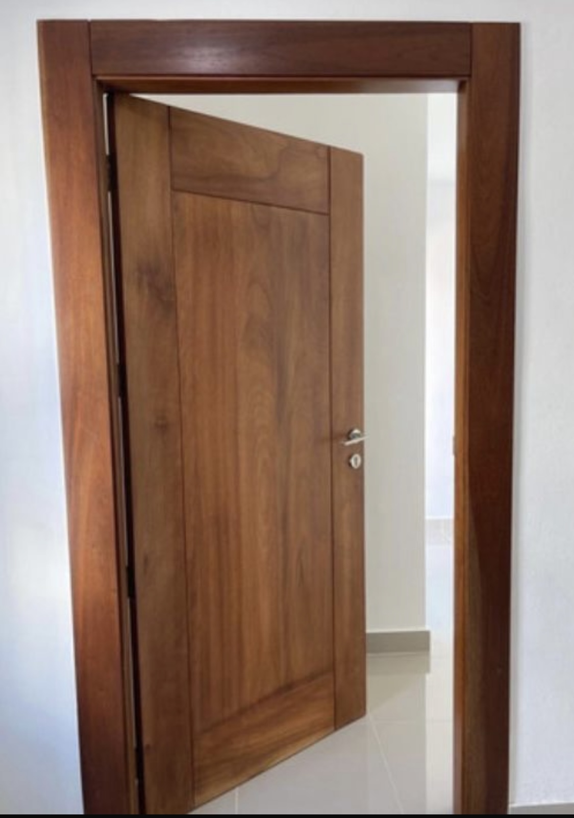 apartamentos - Vendo 4to piso Residencial en Gurano 100 .metros.  1