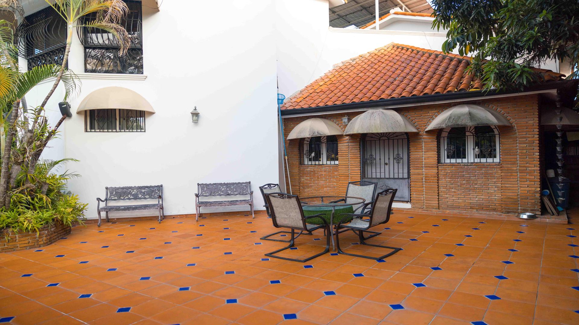 casas - Hermosa casa en venta en Bella Vista 5