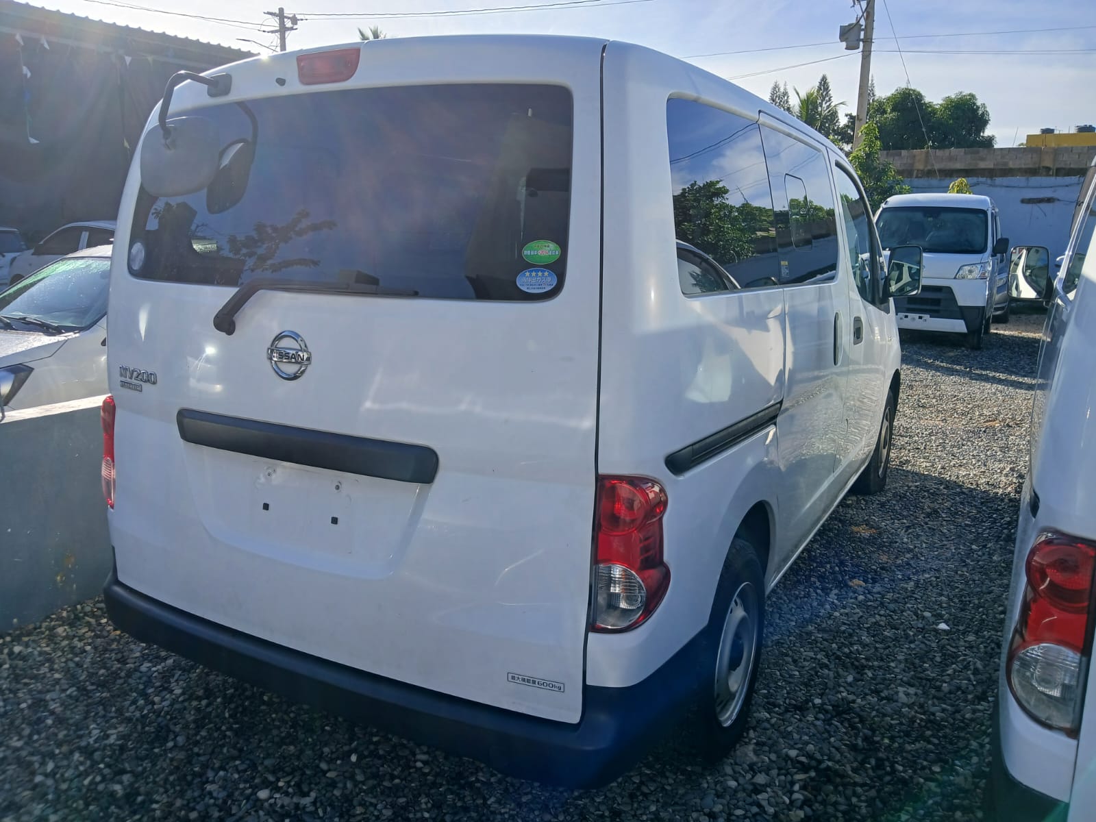 carros - VENDO NISSAN NV200 FINANCIAMIENTO DISPONIBLE  7