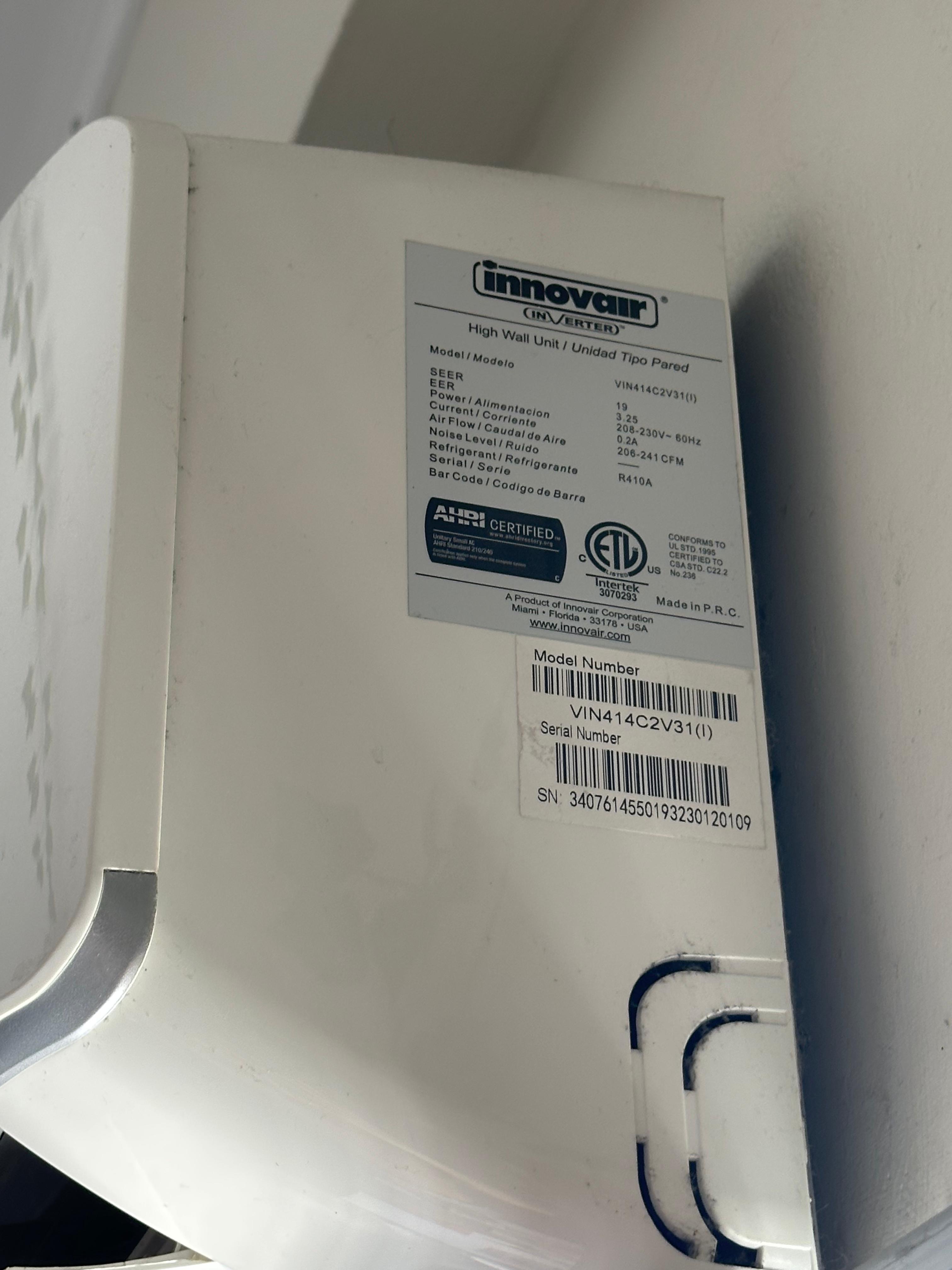 aires acondicionados y abanicos - Aire Acondicionado Inverter Innovair. 12,000 btu. Compresor Dañado 3