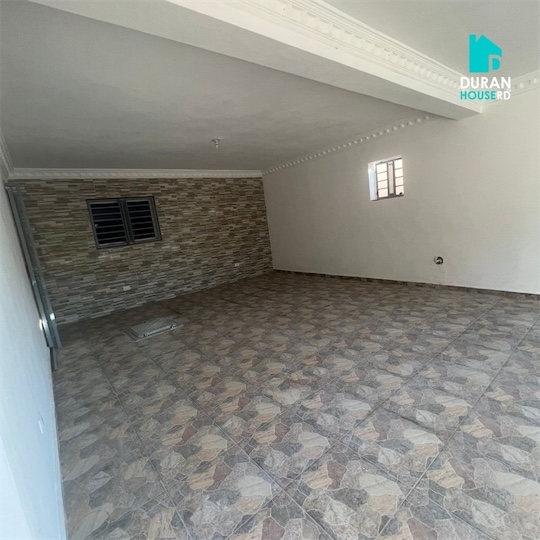 casas -  casa con 383mts de construcción en la autopista de san Isidro  2
