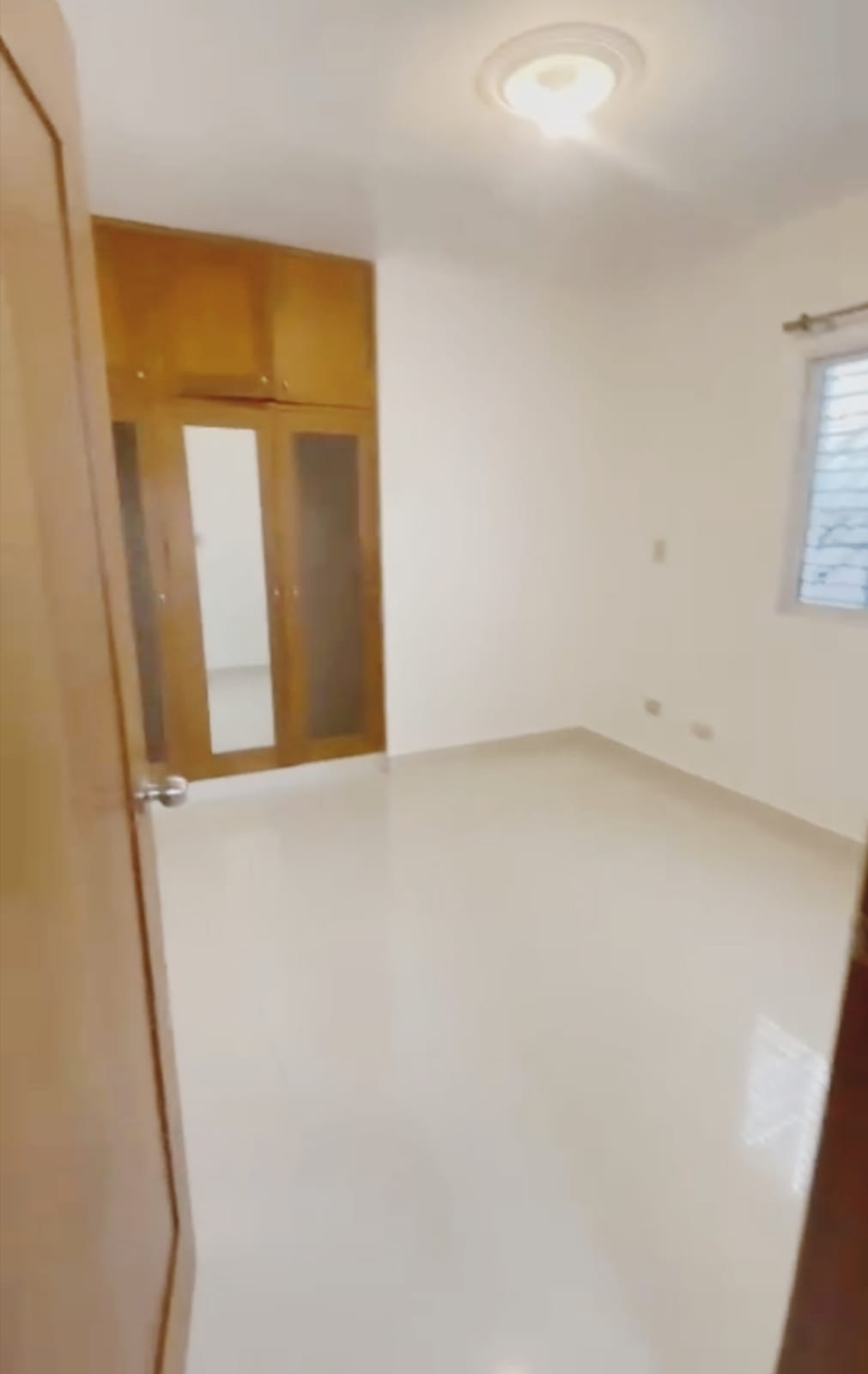 apartamentos - -De Oportunidad -Se Vende Apartamento en la Carretera Don Pedro (tercer nivel)  5