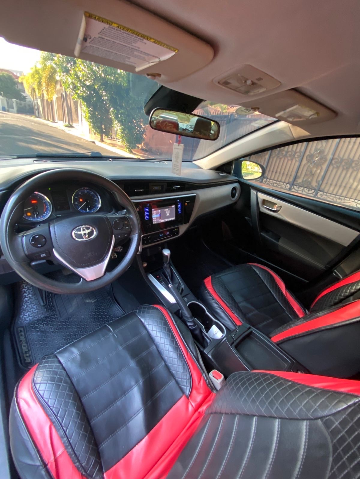 carros - TOYOTA COROLLA LE 2017 4