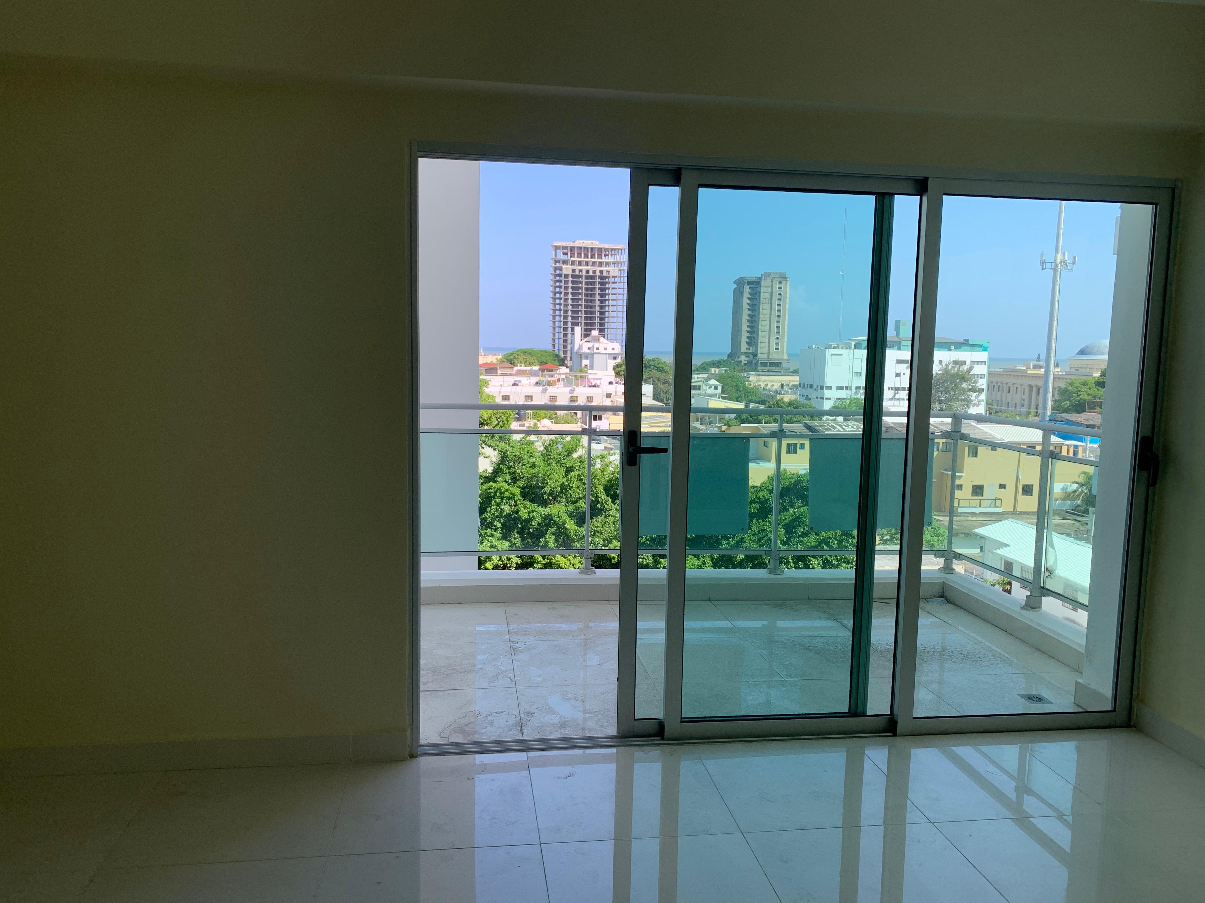 apartamentos - Apartamento en alquiler con Linea Blanca en Gazcue 4