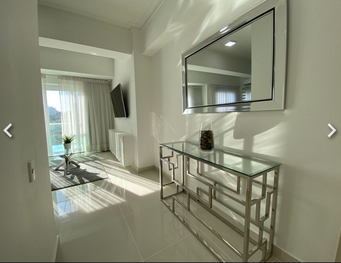 apartamentos - Apartamento Amueblado en Piantini  0