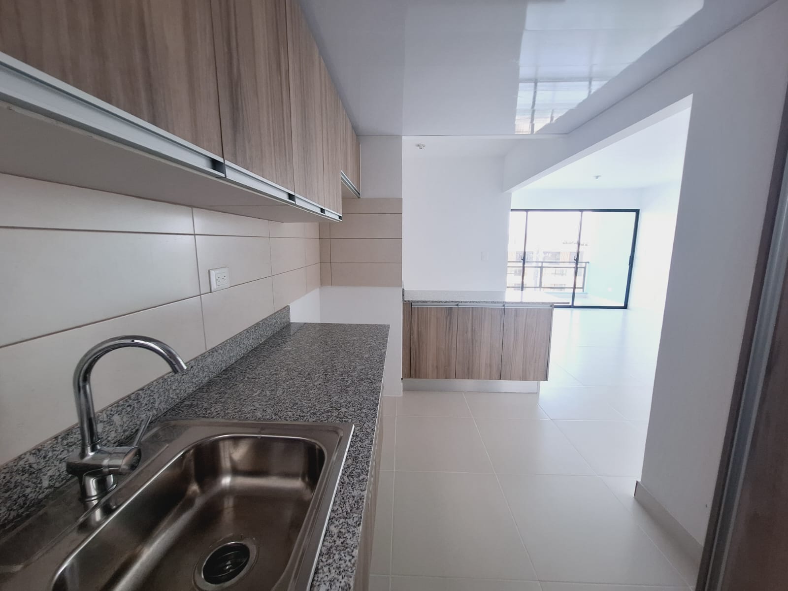 apartamentos - Renta de Nuevo Apartamento en Epic Punta Cana 2