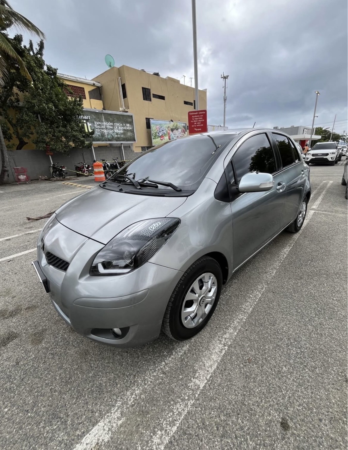 carros - Toyota Vitz 2009 1