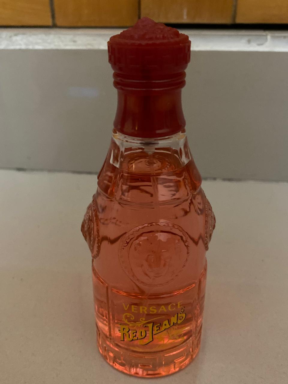 salud y belleza - Versace Red Jeans Woman Perfume ! 2.5 oz ! Nuevo ! 1