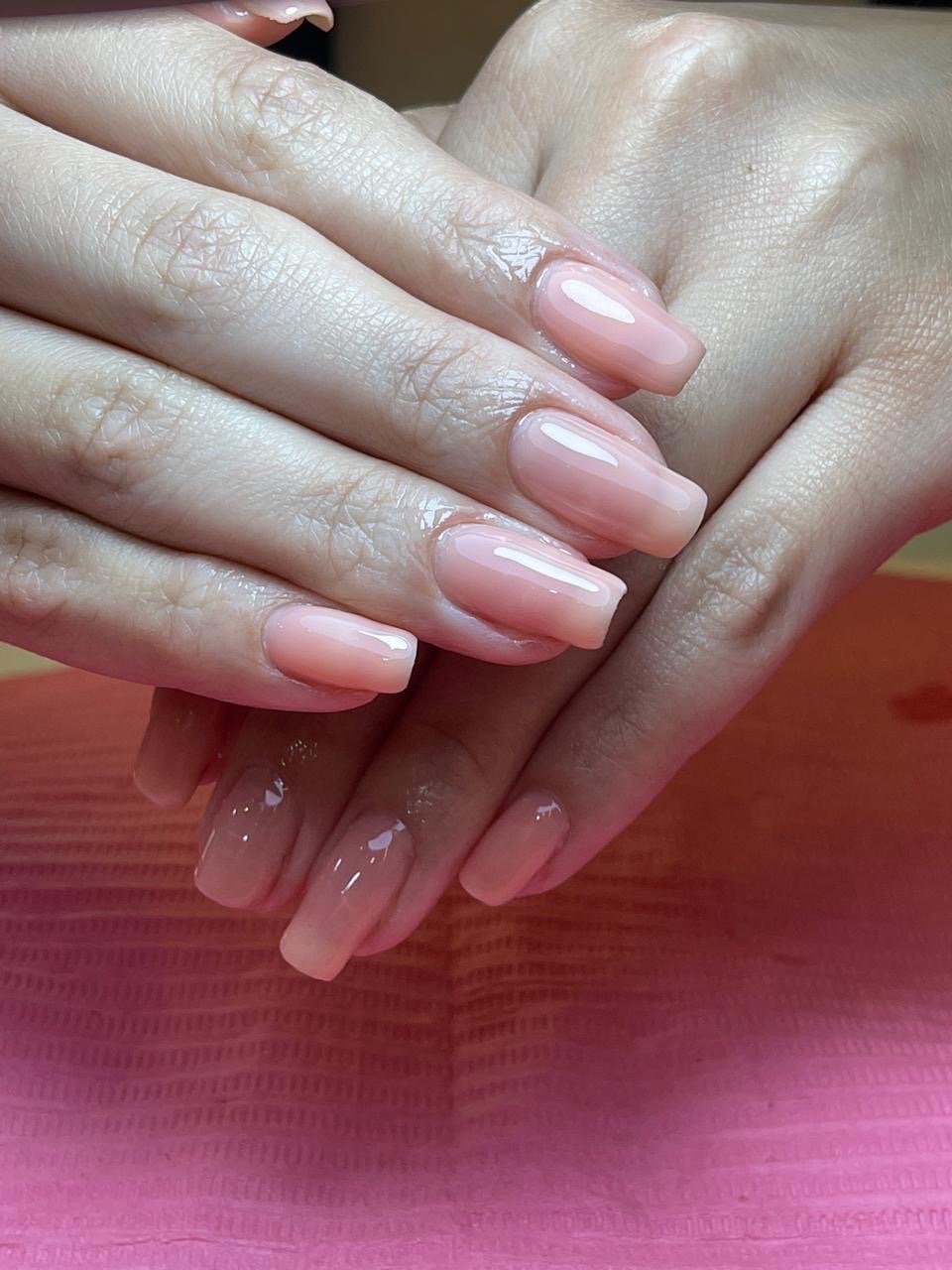 empleos disponibles - Se requiere manicurista y pedicurista completa con experiencia en acrílicos  0