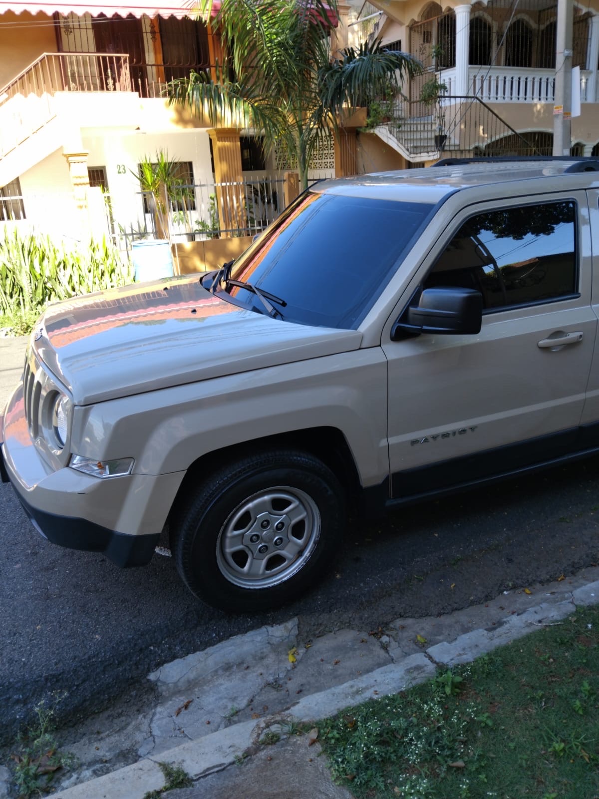 jeepetas y camionetas - JEEP PATRIOT 2