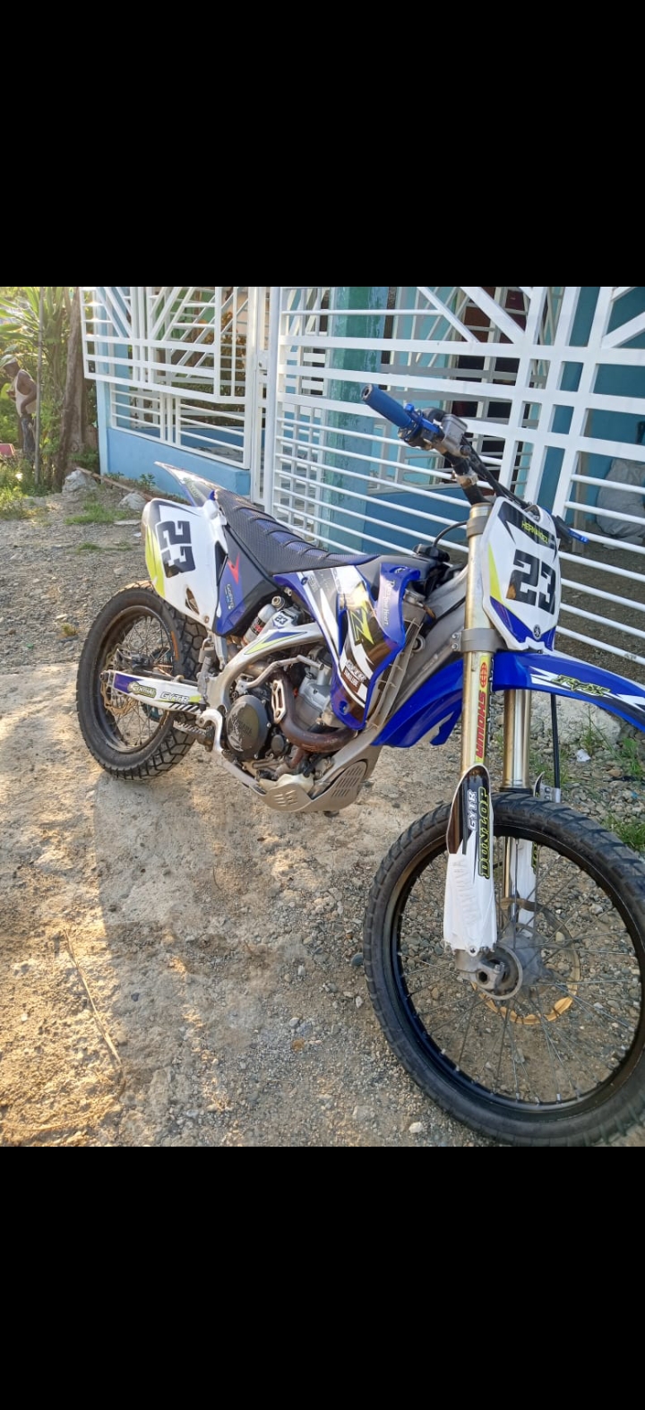 motores y pasolas - Vendo Croos YZ450  3