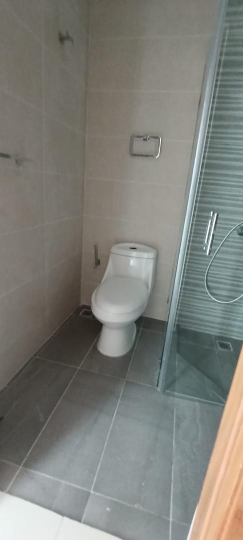 apartamentos - Renacimiento Torre Moderna excelente ubicación, área Social, ideal para parejas 5