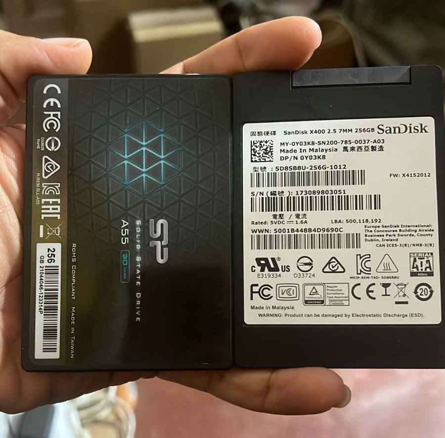 computadoras y laptops - Disco sólido ssd de 256gb para Laptop Como Nuevo 1 mes de Garantia 0