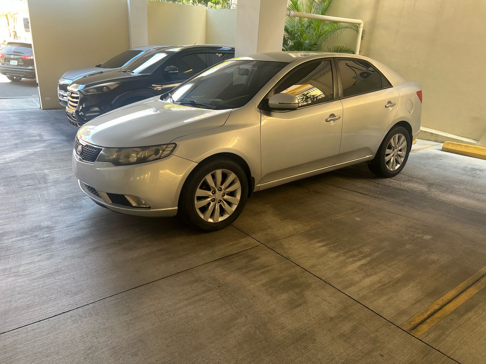 carros - KIA CERATO  2