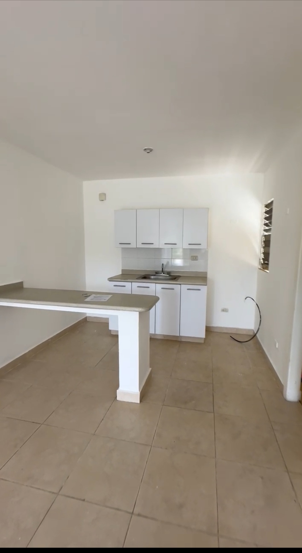 apartamentos - Alquilo apto 2do nivel. Ciudad Juan Bosch 3