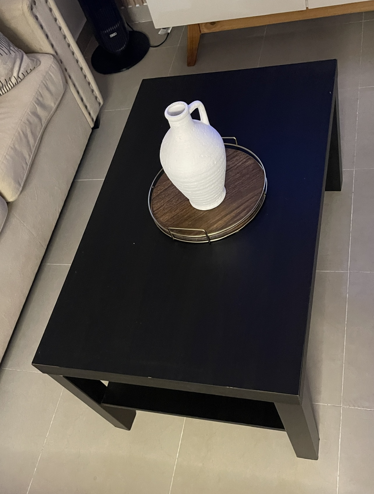 muebles y colchones - Mesa de centro color negro. Cuadrada dos niveles.  2
