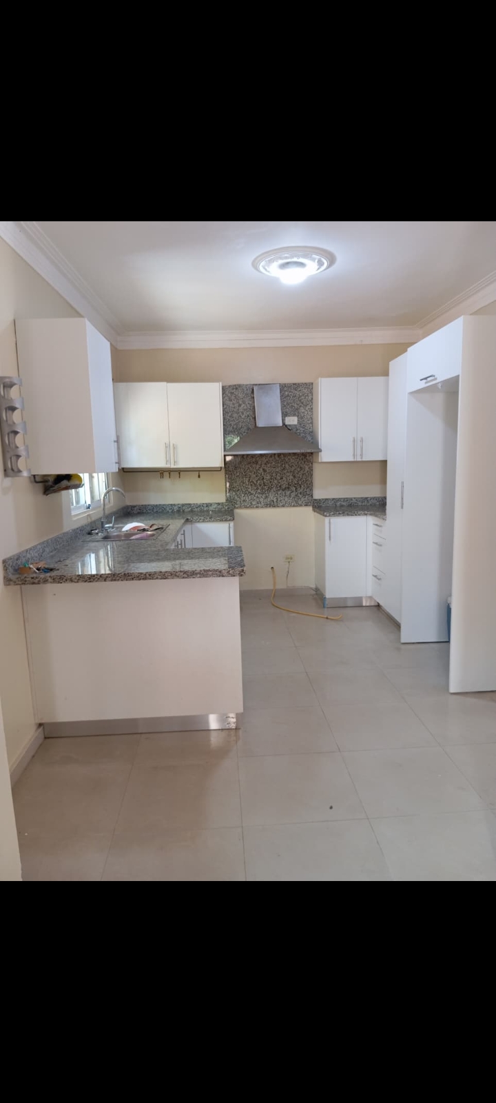casas - Casa de dos niveles San Isidro  6